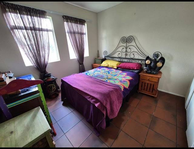 2 BEDROOM TOWNHOUSE FOR SALE IN FLORENTIA